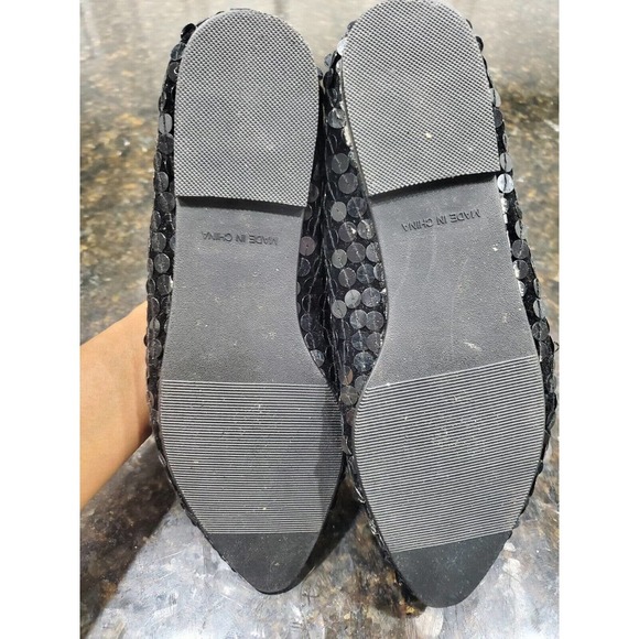 Julian Gold Women's Black Slip on Closed Toe Sequin Flats Shoes Size 8.5 - Picture 9 of 10